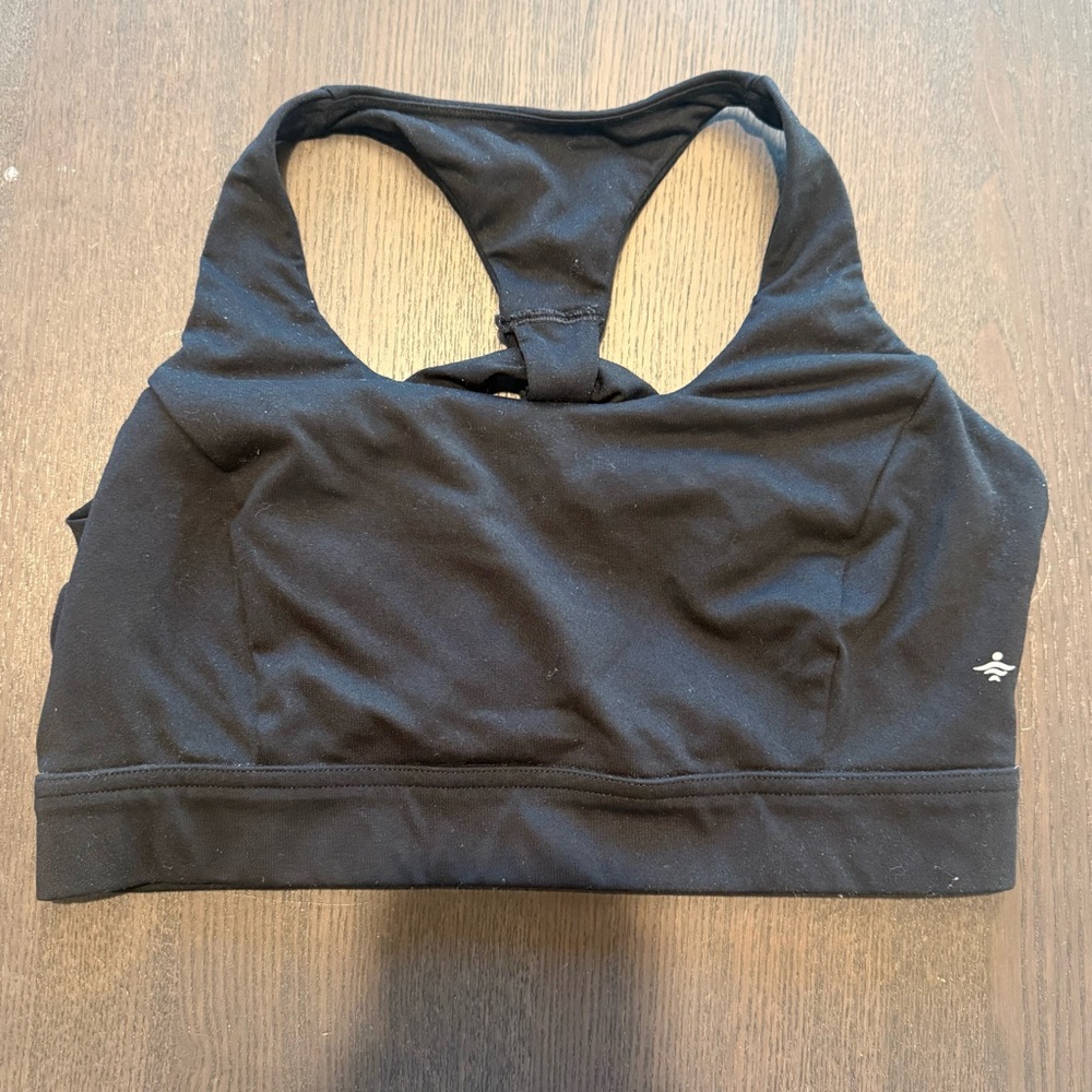 Halara Women's Black strappy Sports Bra